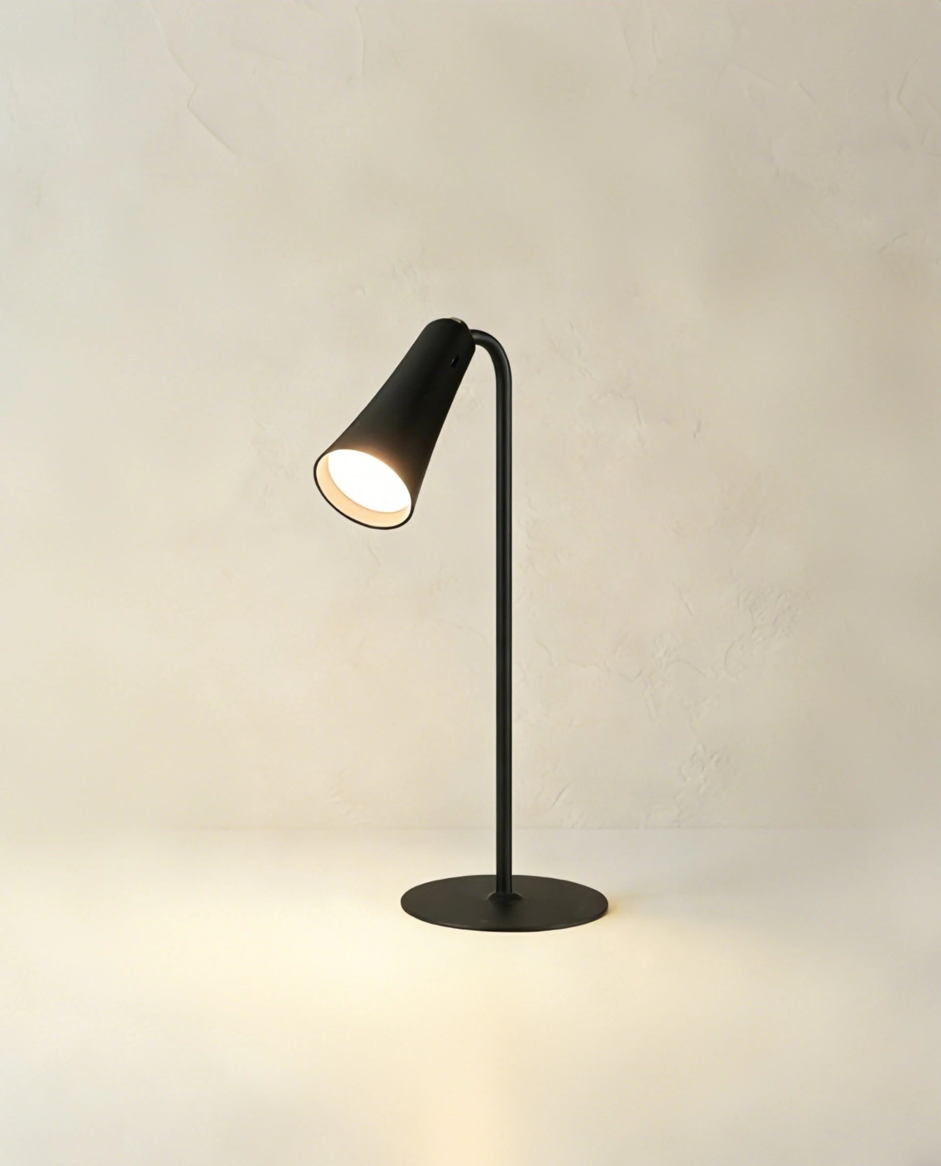 Conical Cordless Table Lamp